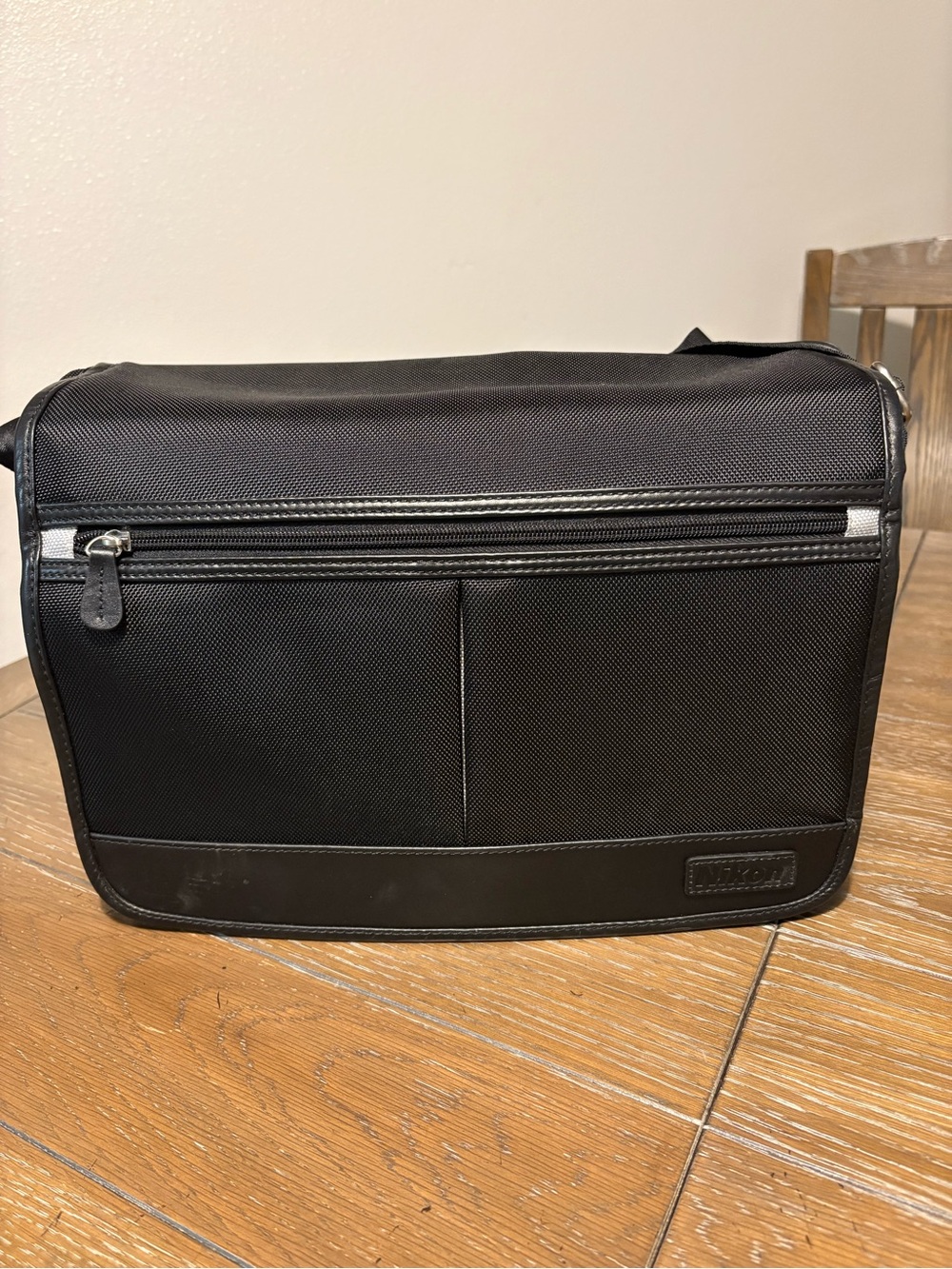 NIKON Model (11914/11914D) Advanced Amateur Bag for DSLR/Tablet “Excellent”